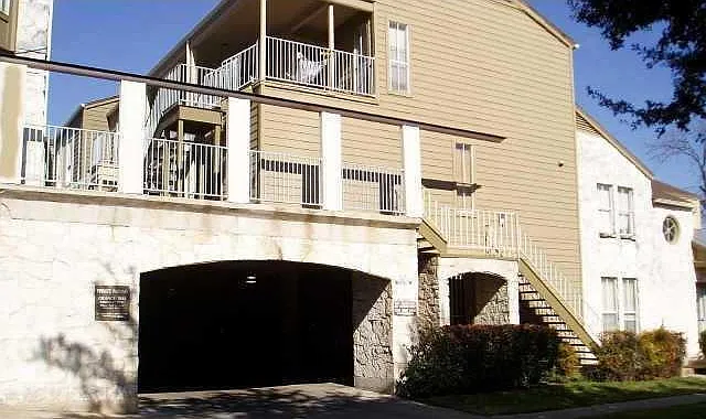 2529 Rio Grande St #69 — Photo 1