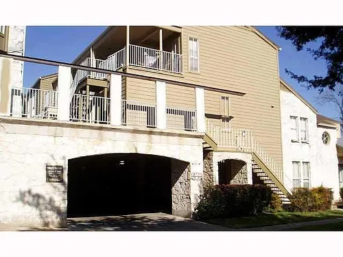 2529 Rio Grande St Photo 1