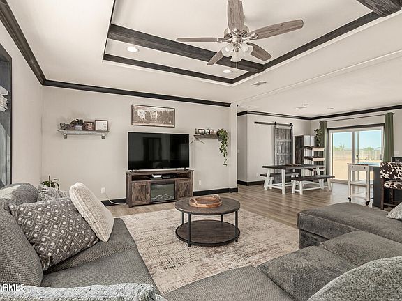 2nd image of 28203 N 255TH Avenue
