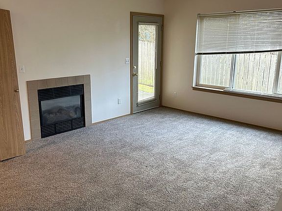 4th image of 17726 12th Ave NE #17728-203