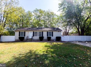 710 Seymour Rd, Bear, DE 19701