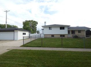 16433 Laura Ln, Oak Forest, IL