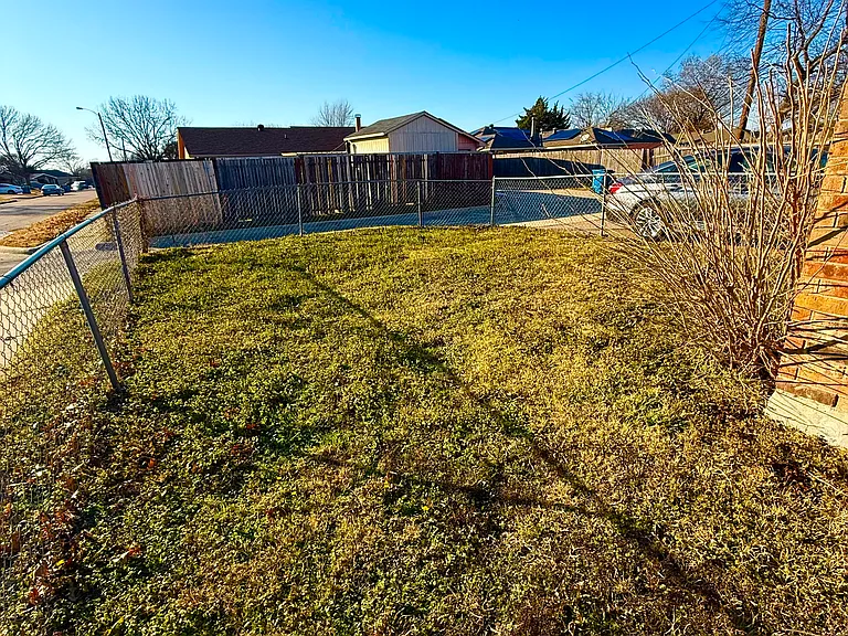 2509 Stanford St #A — Photo 32