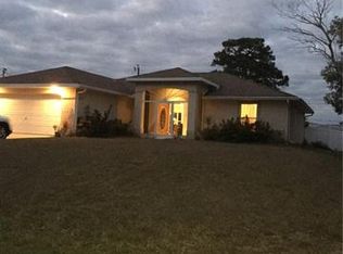 305 SW 17th St, Cape Coral, FL 33991