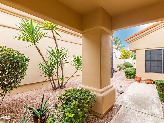 3rd image of 16836 E Widgeon Ct