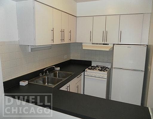 5th image of 515 W Barry Ave APT 459