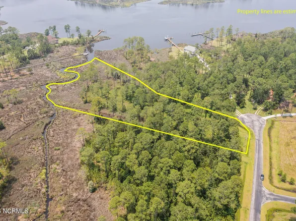 305 Paradox Point Drive, Aurora, NC 27806