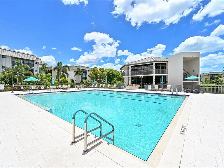 788 Park Shore Dr #G17 — Photo 37