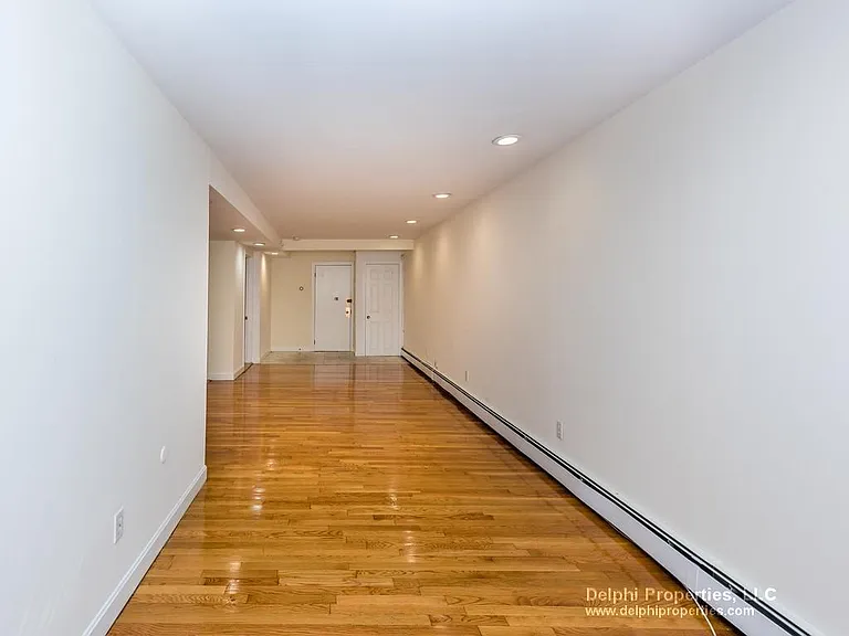 13 Garrison St #B — Photo 7