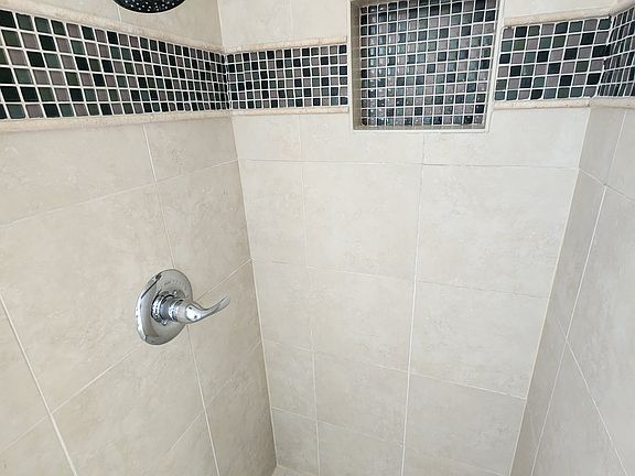 5th image of 2311 Carnegie Ln #3