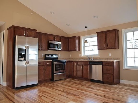 2nd image of 22 Essex St