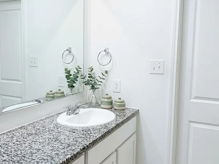 1115 Arborwood Dr — Photo 10