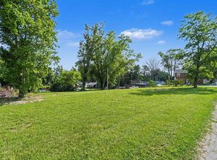 770 S April Dr, Cromwell, IN 46732