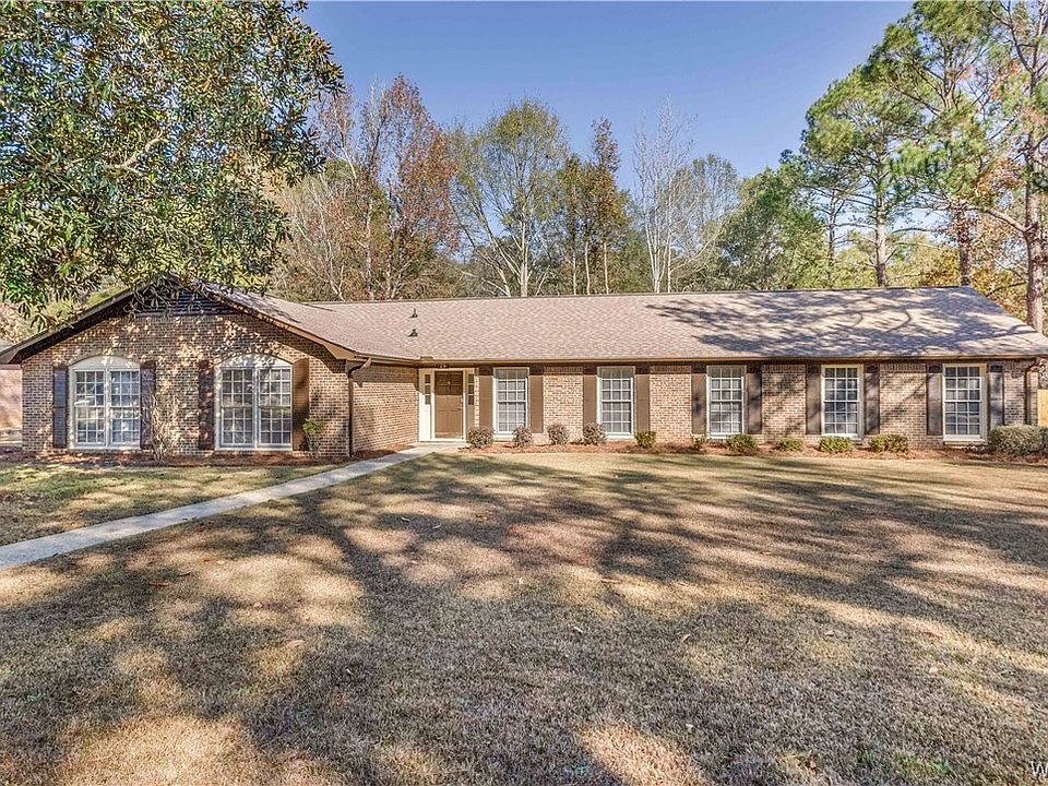 1st image of 5608 Woodberry Ln