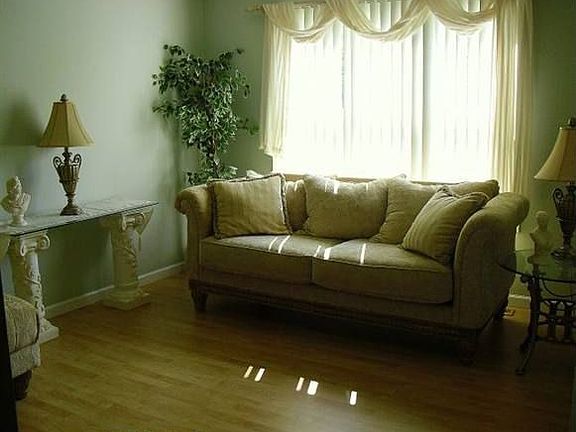 3rd image of 39 Antietam Dr
