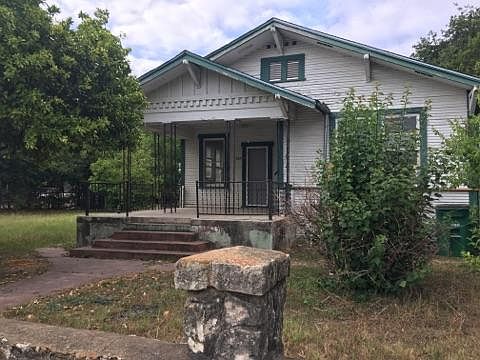 2nd image of 622 W Malone Ave