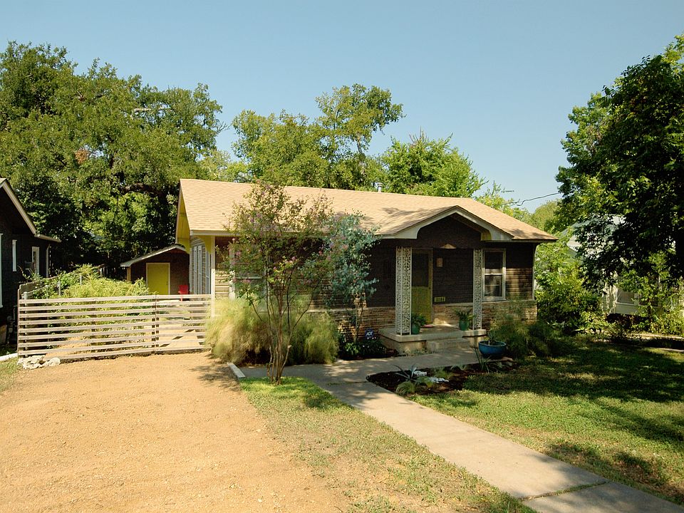 Gravel driveway provides a m