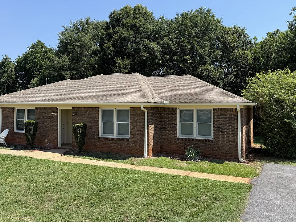 140 Sherman Dr