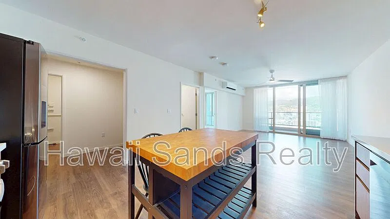 1 bed, 1.0 bath, 702 sqft, $3,500 — Photo 2