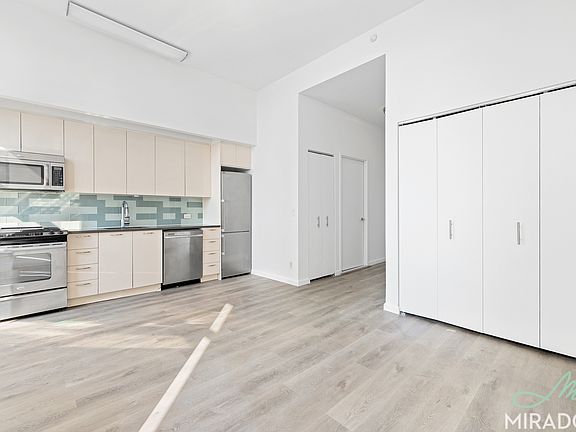 2nd image of 80 Dekalb Ave APT 34P