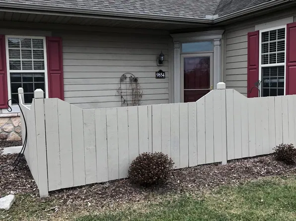 9854 Connor Lake Cir, Perrysburg, OH 43551