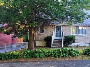 486 Woodlawn Avenue Ext, Bridgeport, CT 06606