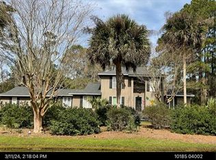 8 Meriweather Dr, Savannah, GA 31406