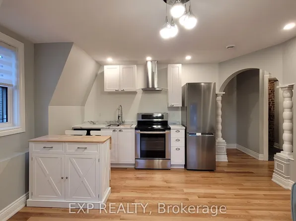 157 James St, Ottawa, ON