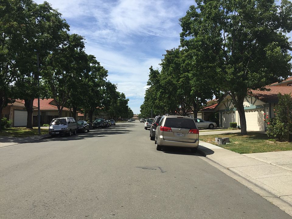 2nd image of 8155 Mulberry Pl