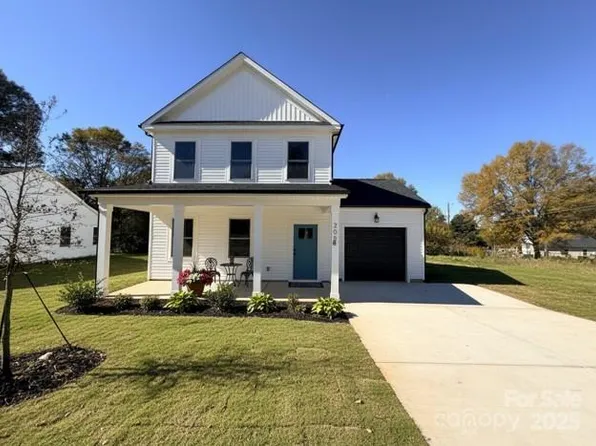 205 Queens Ct, Gastonia, NC 28052