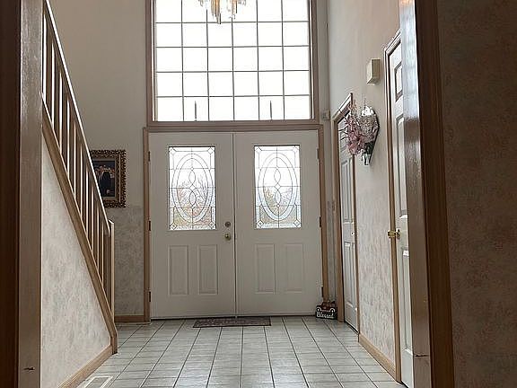 5th image of 3148 Laurel View Ln