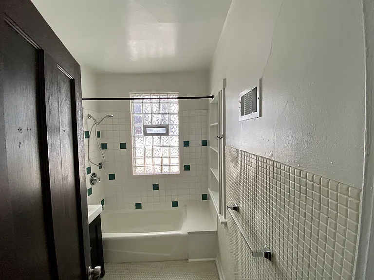 3218 W Eastwood Ave #2R — Photo 19