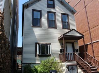 3246 N Wilton Ave #1, Chicago, IL 60657