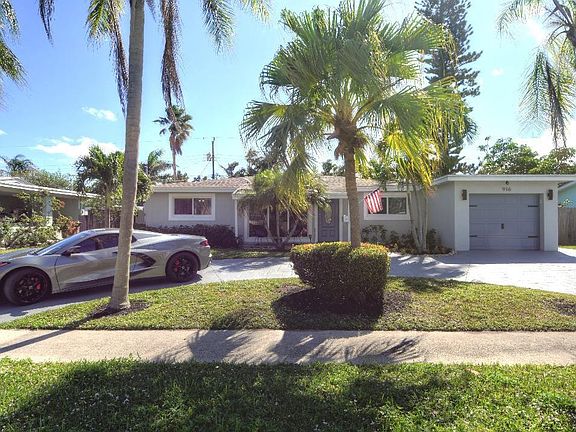 2nd image of 916 SE 16th Street