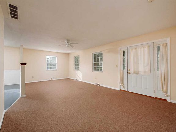 3rd image of 6866 Home City Ave