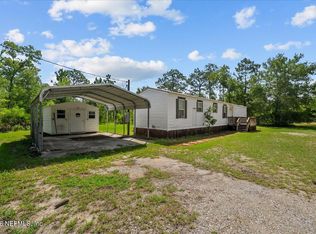 174 Union Ave, Interlachen, FL 32148