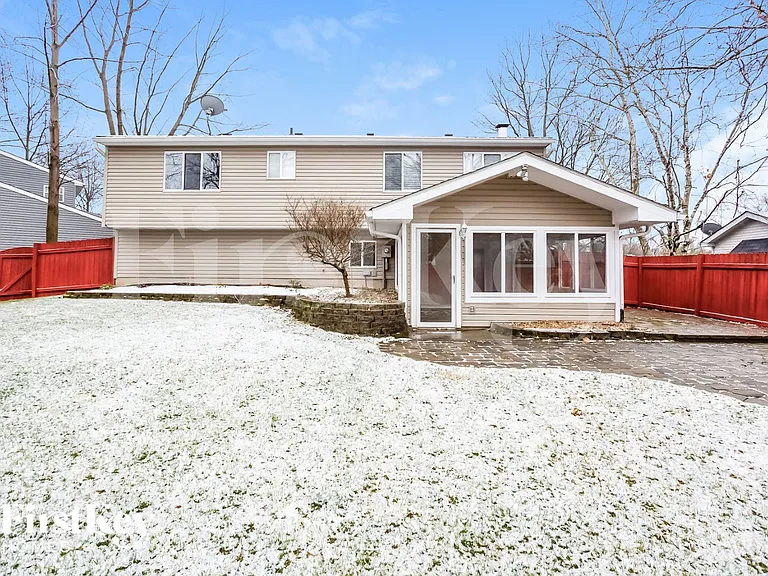 111 Timberlake Ct — Photo 14