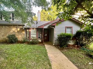 5634 Waterford Ct, Morrow, GA 30260