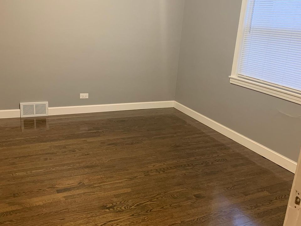 1st image of 751 W 144th St