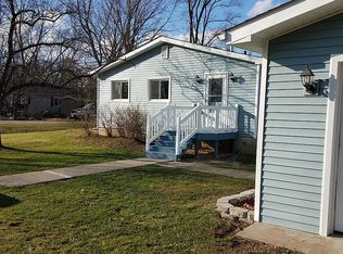 24765 N Sylvester St, Cary, IL 60013