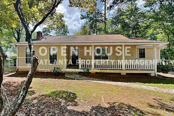 3 bed, 2.0 bath, 2566 sqft, $2,325 — Photo 1