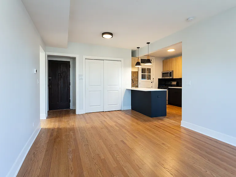 4122 N Keeler Ave #1E — Photo 5