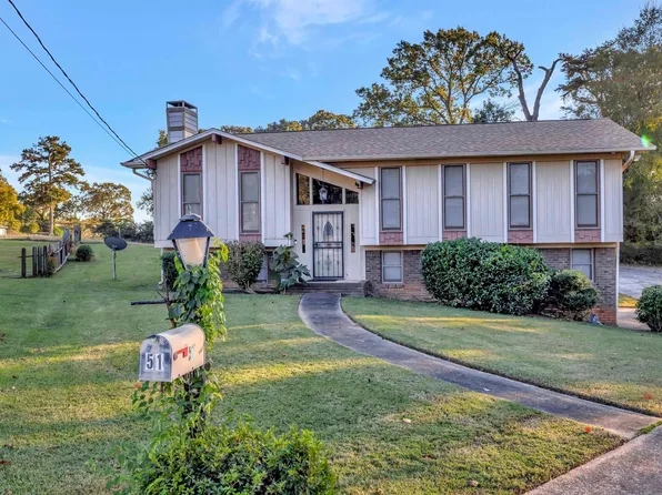 51 Greenleaf Cir W, Birmingham, AL 35214