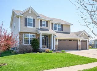 635 SE Waco Pl, Waukee, IA 50263