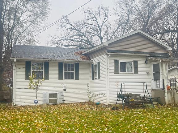 5th image of 3627 Wood St