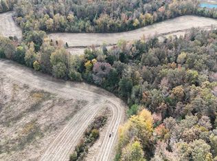 1200 Sand Ridge Rd, Lexington, TN 38351