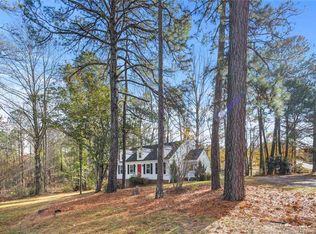 7231 Kingfisher Rd, Sanford, NC 27332