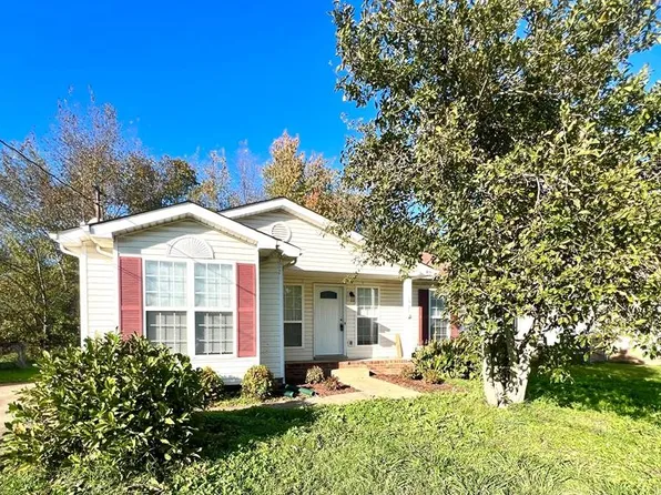 1637 Hannibal Dr, Oak Grove, KY 42262