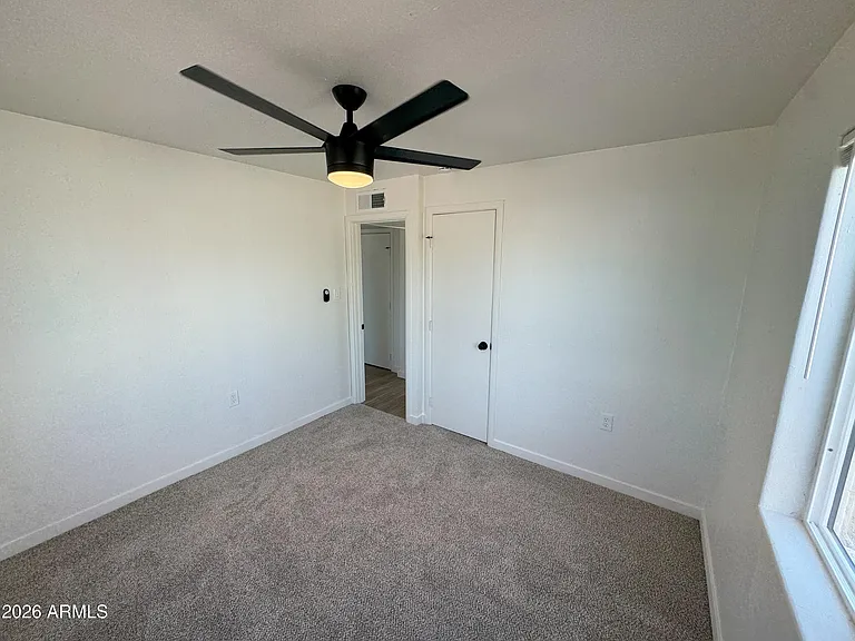 546 S Hobson #A — Photo 27
