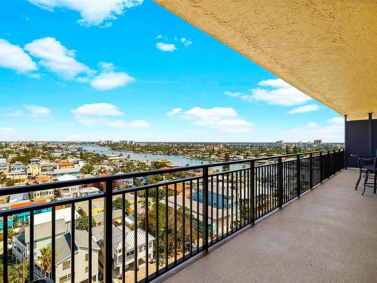 7650 Bayshore Dr #1005 — Photo 11